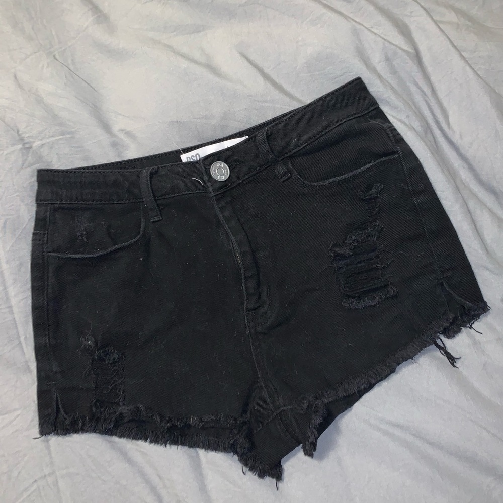 5/$25! RSQ Maui High Rise Distressed Black Shorts